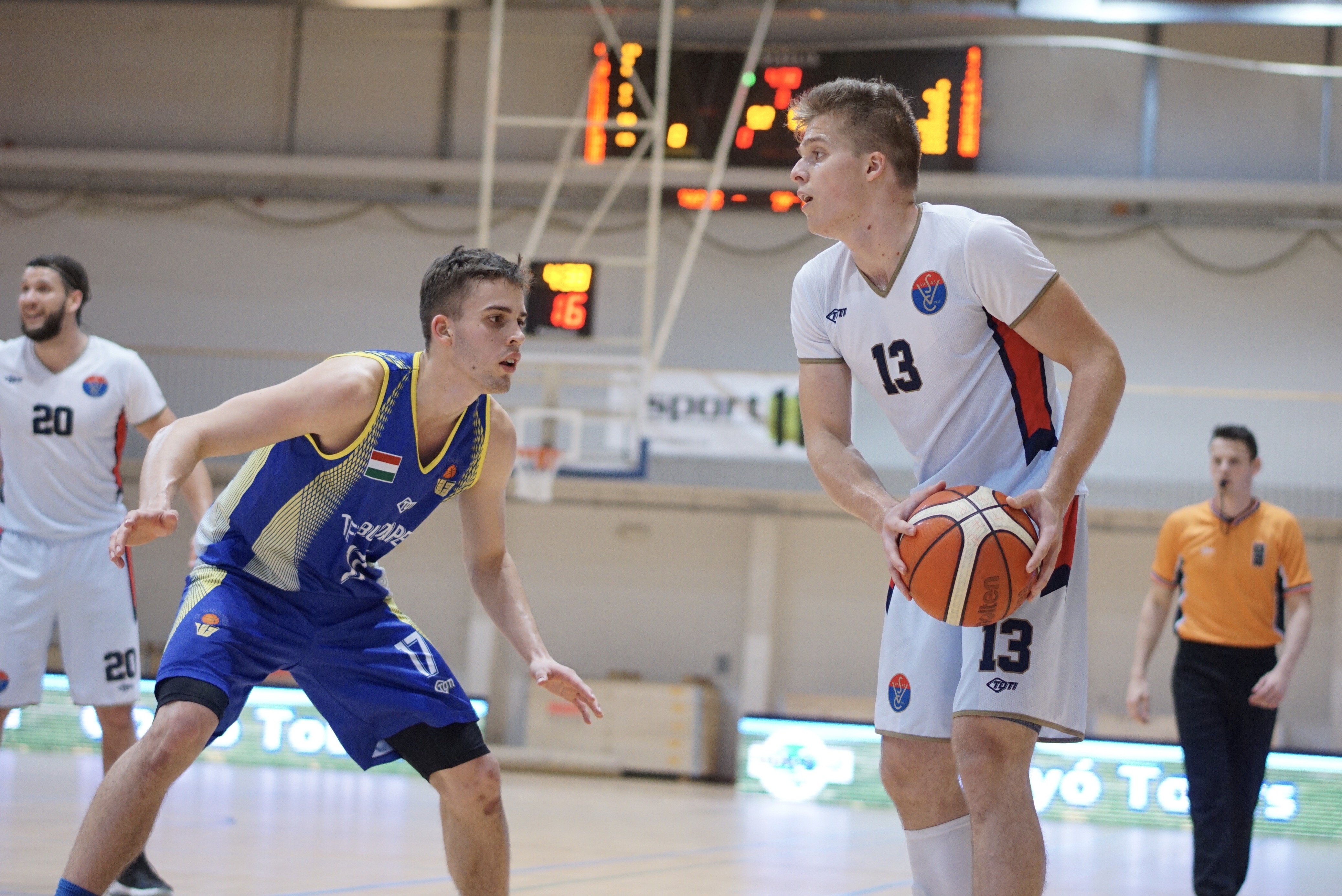 Vasas Budapest - Tehetséges Fiatalok-Budapest 80-72