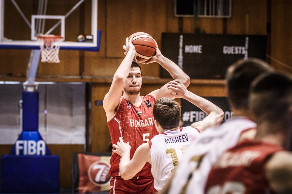 Férfi U20-as B divíziós Eb: Nagy csata után vereség az oroszoktól