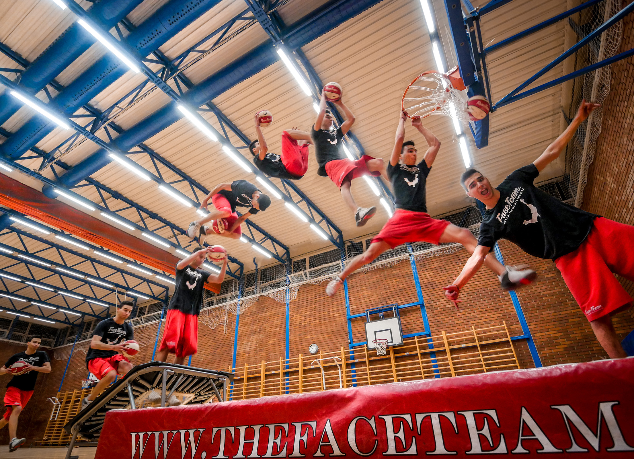 Hivatalosan is sportág lett hazánkban az Akrobatikus kosárlabdázás
