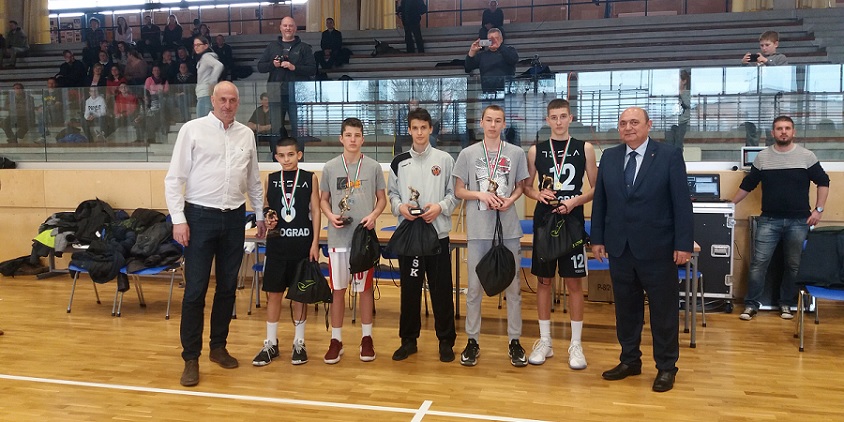 Kiélezett mérkőzések az U14 Nemzetközi Kosárlabda Tornán